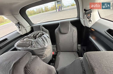 Хэтчбек Citroen C4 2009 в 