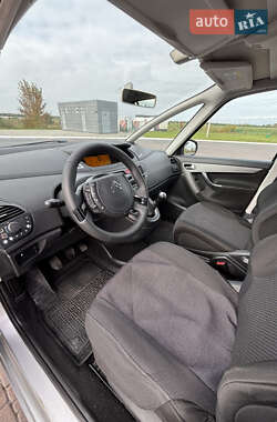 Хэтчбек Citroen C4 2009 в 