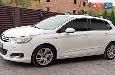 Хэтчбек Citroen C4 2012 в 