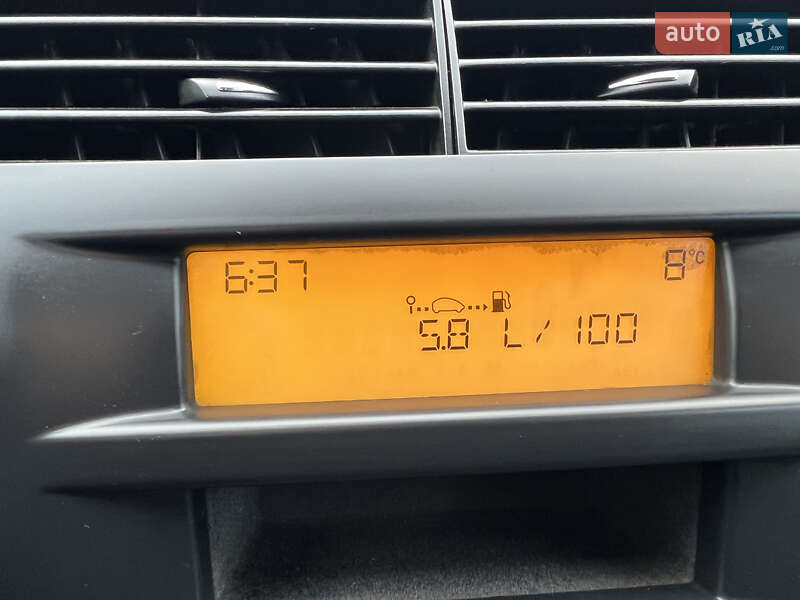 Хэтчбек Citroen C4 2006 в Одессе фото 14 Хэтчбек Citroen C4 2006 в Одессе