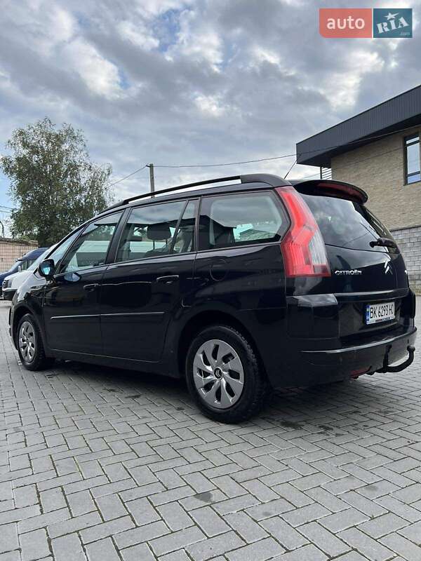Хэтчбек Citroen C4 2007 в 