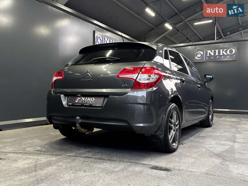 Хэтчбек Citroen C4 2012 в Киеве