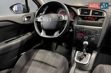 Хетчбек Citroen C4 2012 в  фото 26 Хетчбек Citroen C4 2012 в