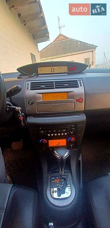 Хетчбек Citroen C4 2010 в Дніпрі