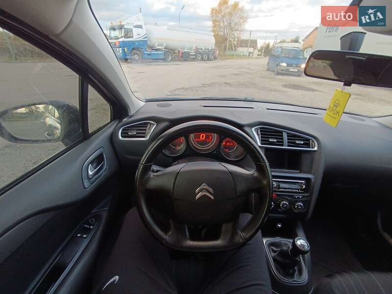 Хетчбек Citroen C4 2011 в Товсте
