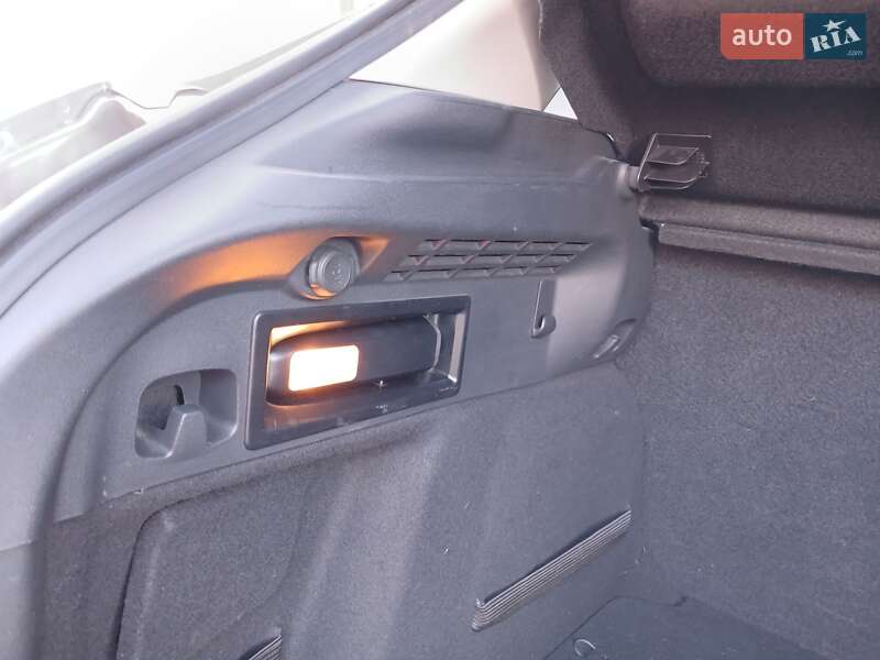 Хетчбек Citroen C4 2015 в Кіцмані фото 31 Хетчбек Citroen C4 2015 в Кіцмані