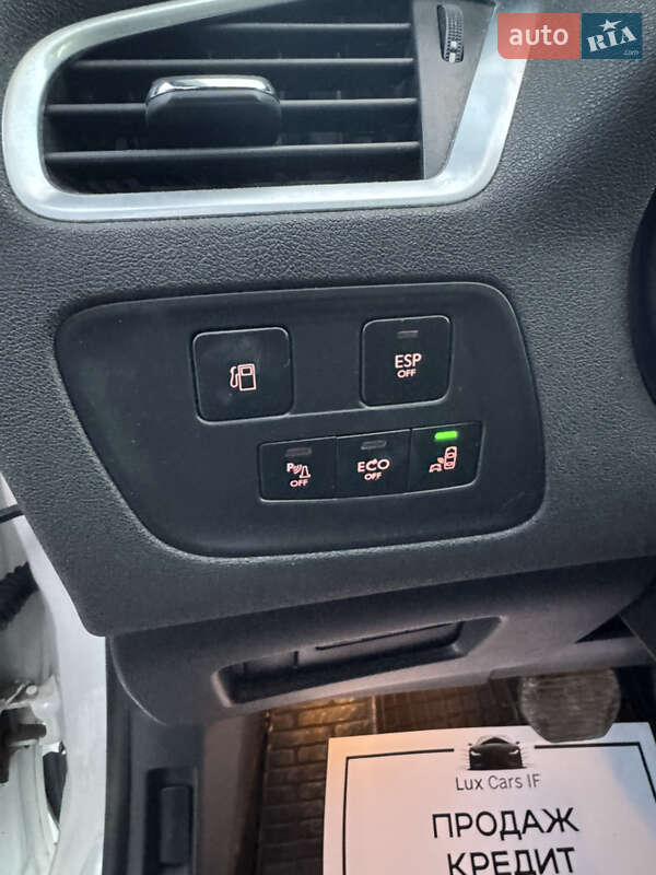 Хетчбек Citroen C4 2012 в Івано-Франківську фото 18 Хетчбек Citroen C4 2012 в Івано-Франківську