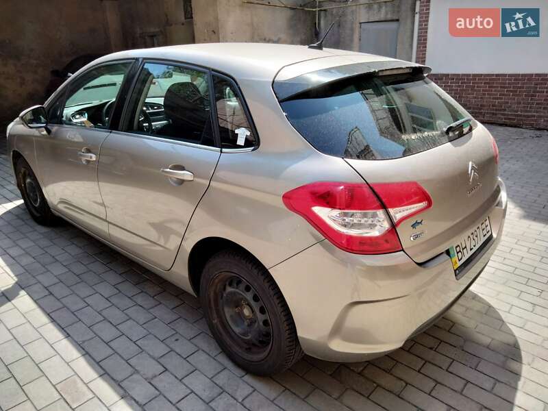 Хэтчбек Citroen C4 2012 в Одессе