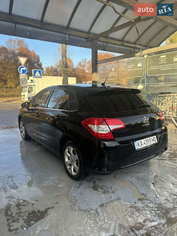 Хетчбек Citroen C4 2011 в Києві фото 11 Хетчбек Citroen C4 2011 в Києві
