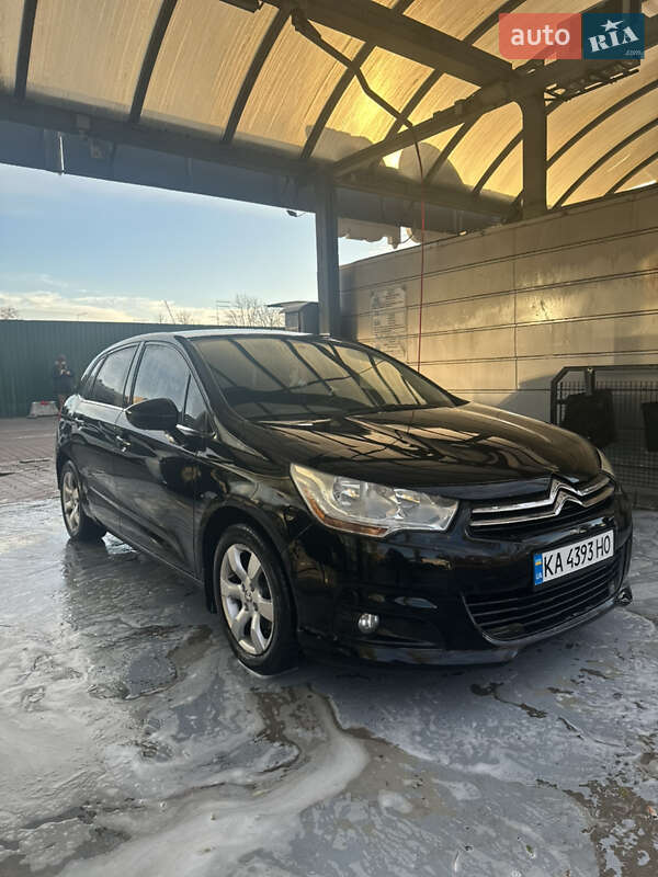 Хетчбек Citroen C4 2011 в Києві фото 15 Хетчбек Citroen C4 2011 в Києві