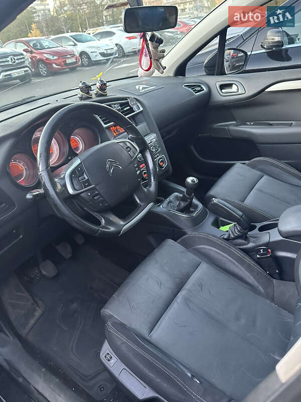 Хетчбек Citroen C4 2011 в Києві фото 28 Хетчбек Citroen C4 2011 в Києві