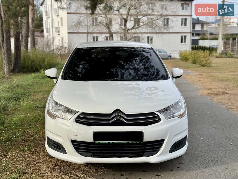 Хэтчбек Citroen C4 2013 в Киеве