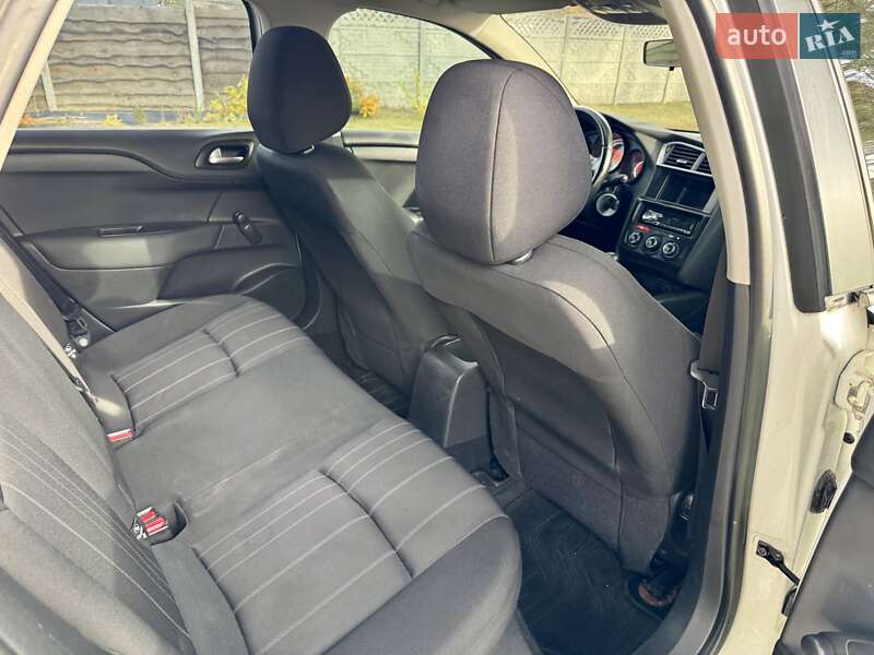 Хэтчбек Citroen C4 2013 в Киеве