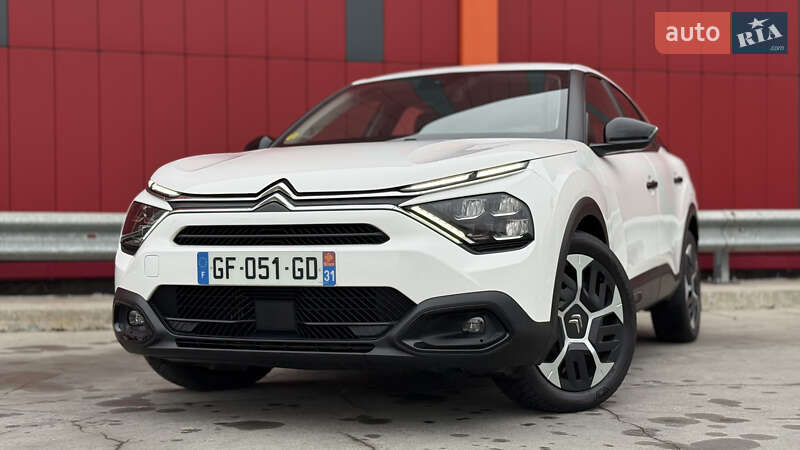 Хэтчбек Citroen C4 2022 в Киеве