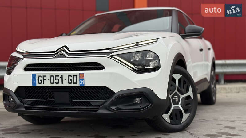 Хэтчбек Citroen C4 2022 в Киеве