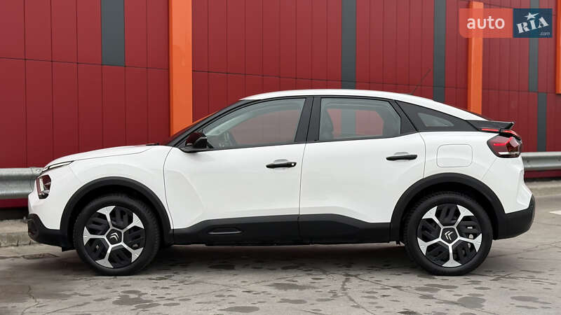 Хэтчбек Citroen C4 2022 в Киеве