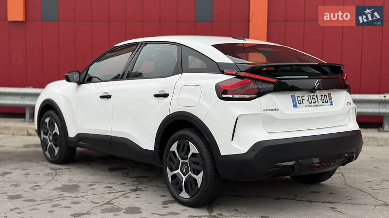 Хэтчбек Citroen C4 2022 в Киеве