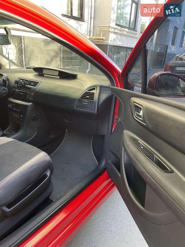 Купе Citroen C4 2007 в Киеве