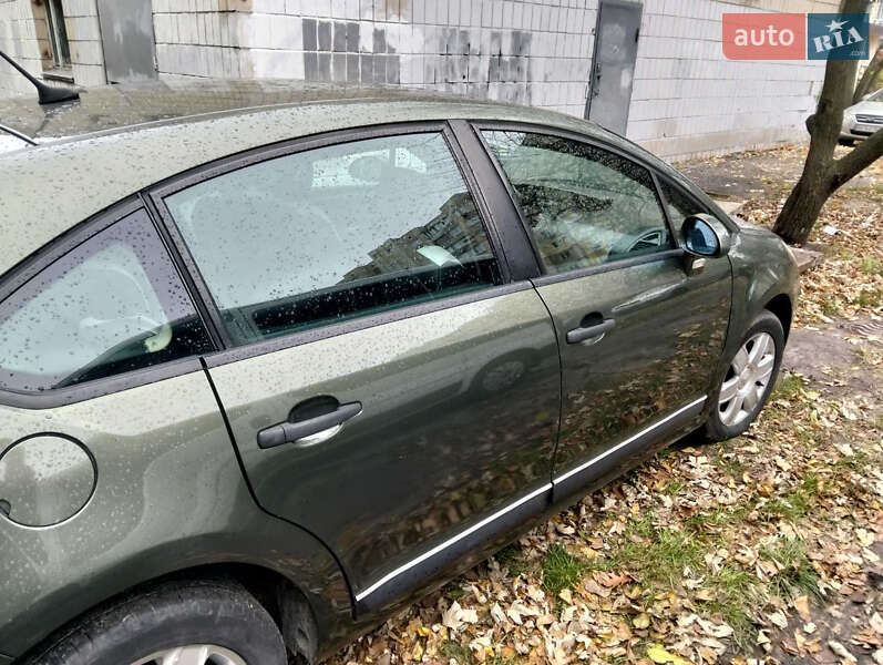 Хэтчбек Citroen C4 2005 в Киеве фото 5 Хэтчбек Citroen C4 2005 в Киеве