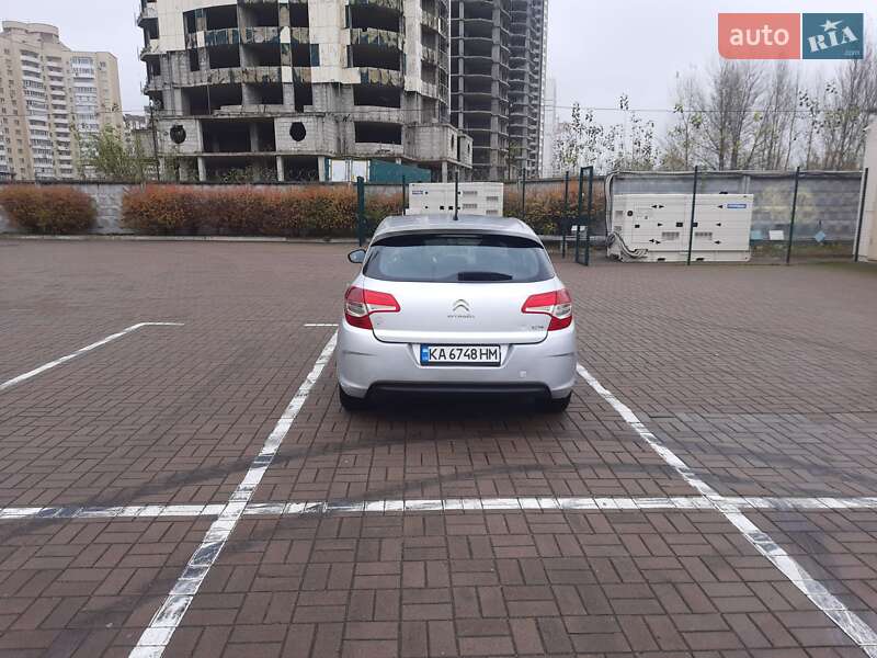 Хэтчбек Citroen C4 2012 в Киеве