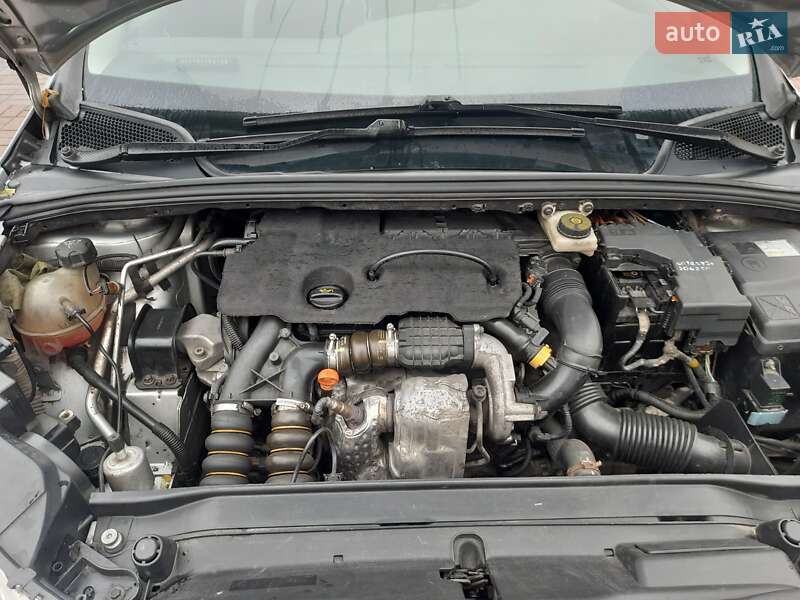 Хэтчбек Citroen C4 2012 в Киеве