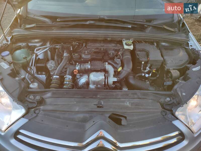 Хэтчбек Citroen C4 2013 в Черноморске фото 16 Хэтчбек Citroen C4 2013 в Черноморске