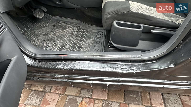 Хэтчбек Citroen C4 2007 в Киеве фото 17 Хэтчбек Citroen C4 2007 в Киеве