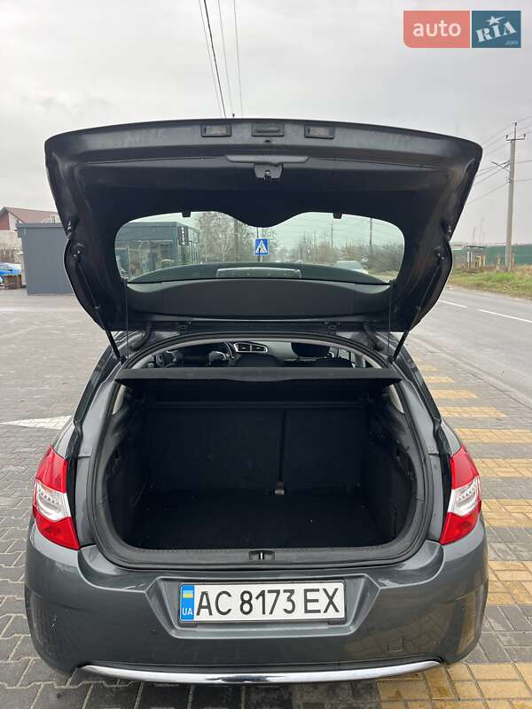 Хэтчбек Citroen C4 2014 в Буче