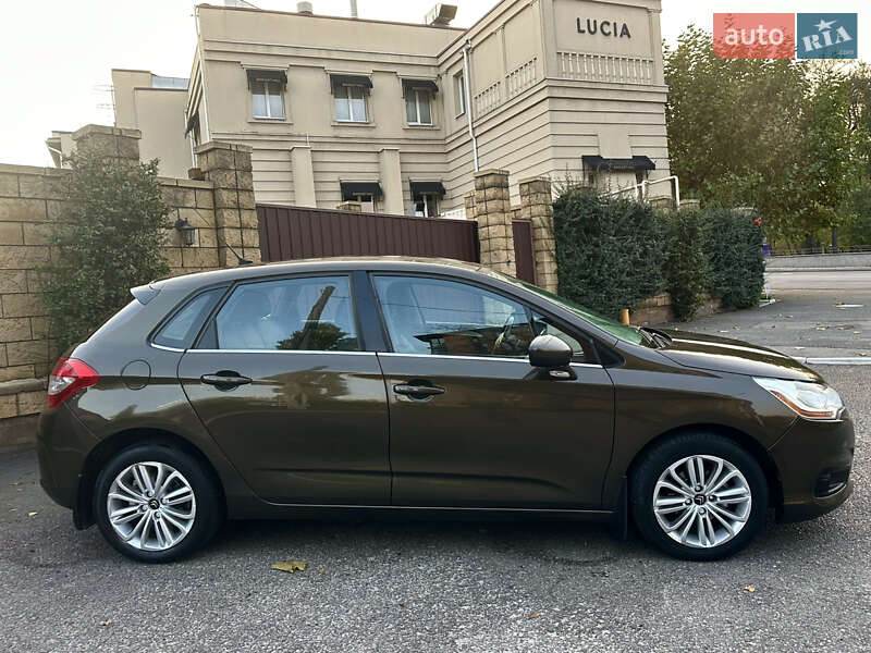 Хэтчбек Citroen C4 2014 в Днепре