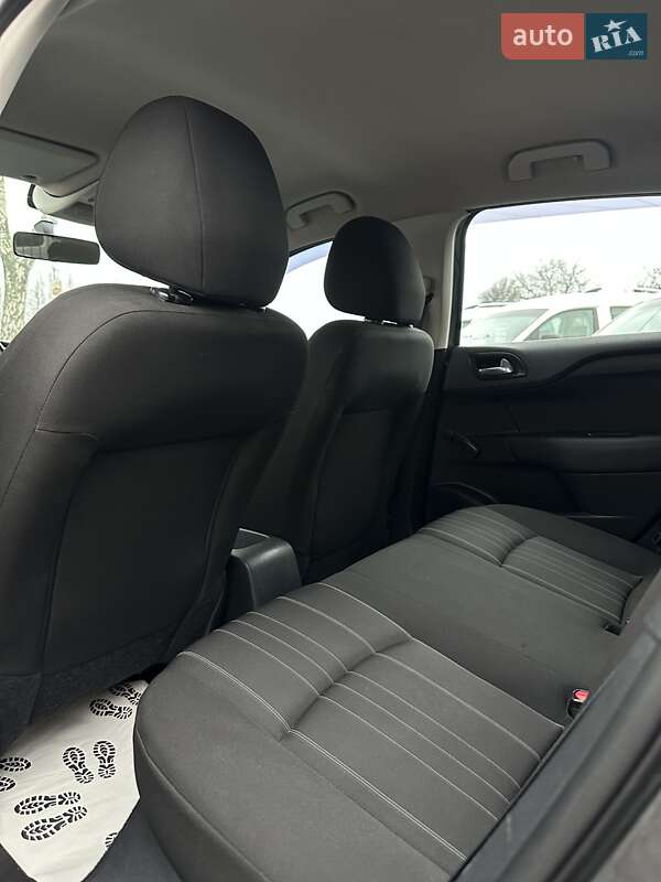 Хэтчбек Citroen C4 2011 в Смеле