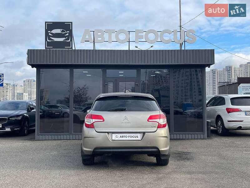 Хэтчбек Citroen C4 2013 в Киеве
