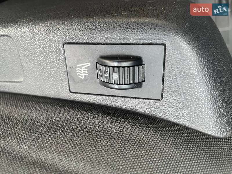 Хэтчбек Citroen C4 2013 в Киеве