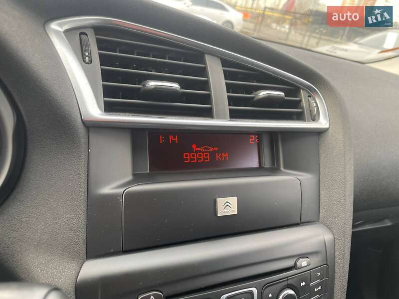 Хэтчбек Citroen C4 2013 в Киеве