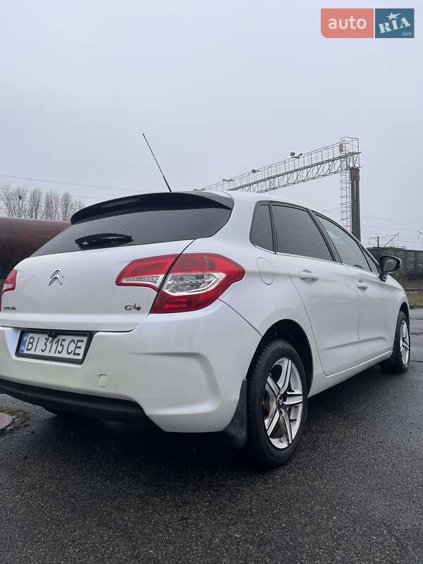 Хэтчбек Citroen C4 2011 в Полтаве