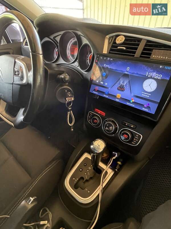 Хэтчбек Citroen C4 2011 в Полтаве