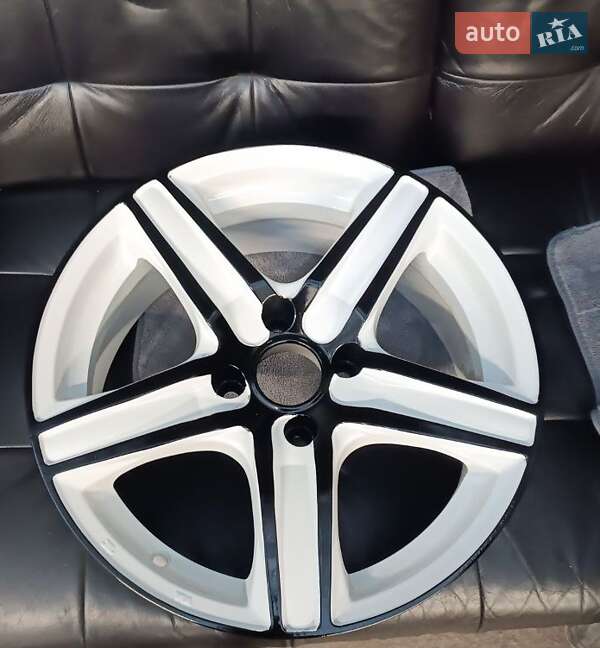 Хэтчбек Citroen C4 2011 в Полтаве