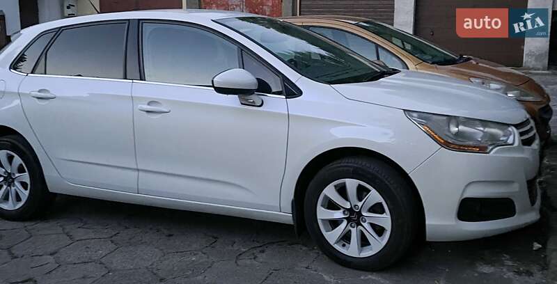 Хэтчбек Citroen C4 2011 в Полтаве