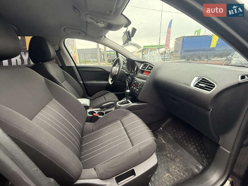 Хетчбек Citroen C4 2011 в Стрию