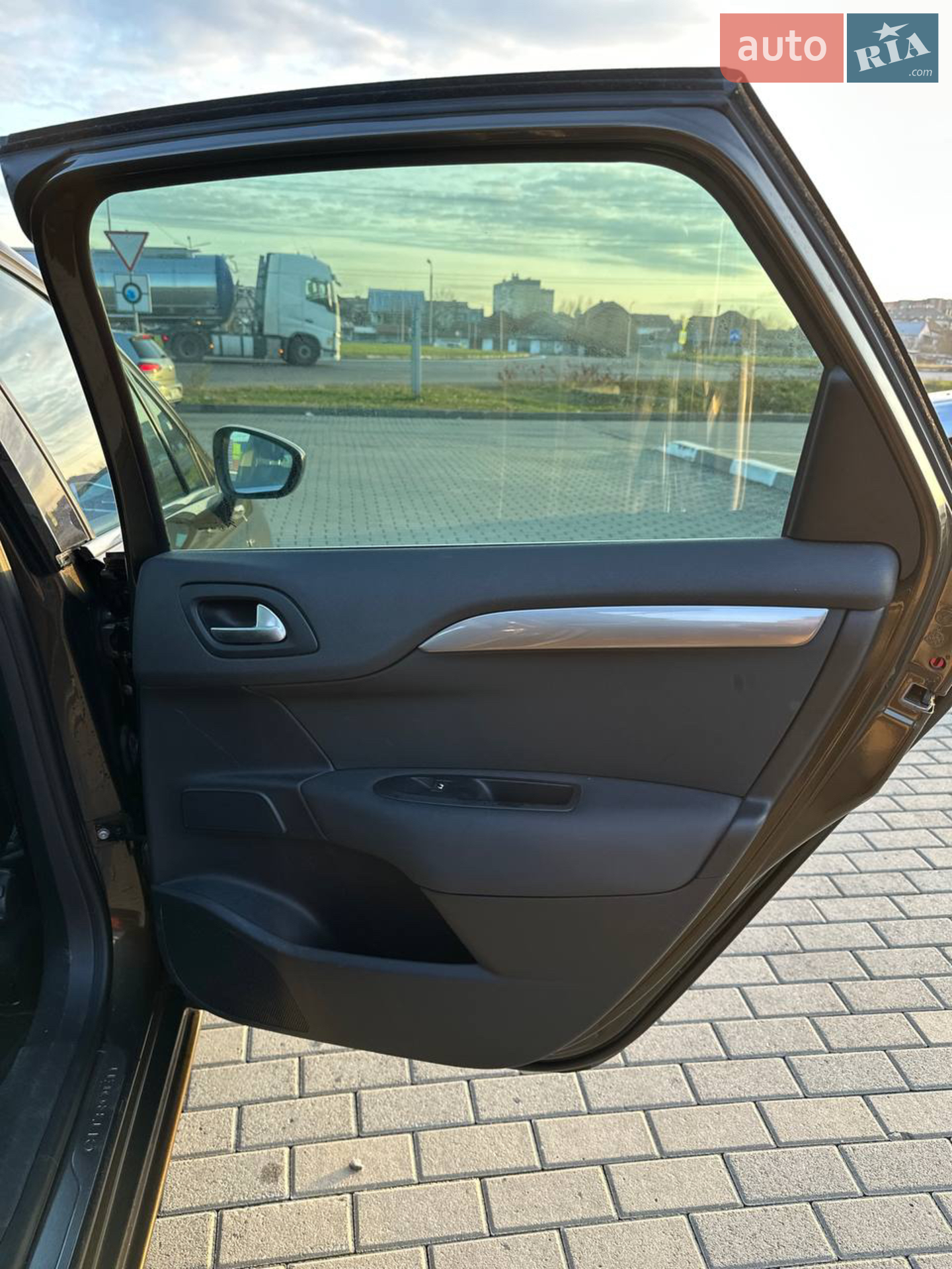 2010 Citroen C4 - мініатюра 16