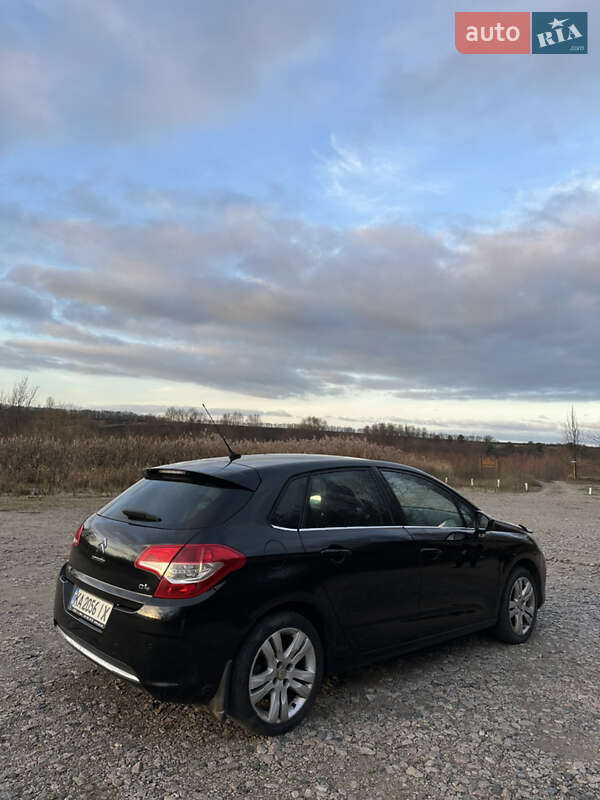 Хэтчбек Citroen C4 2011 в Киеве