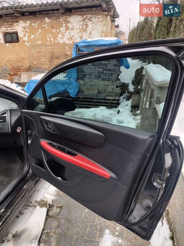 Купе Citroen C4 2006 в Львові