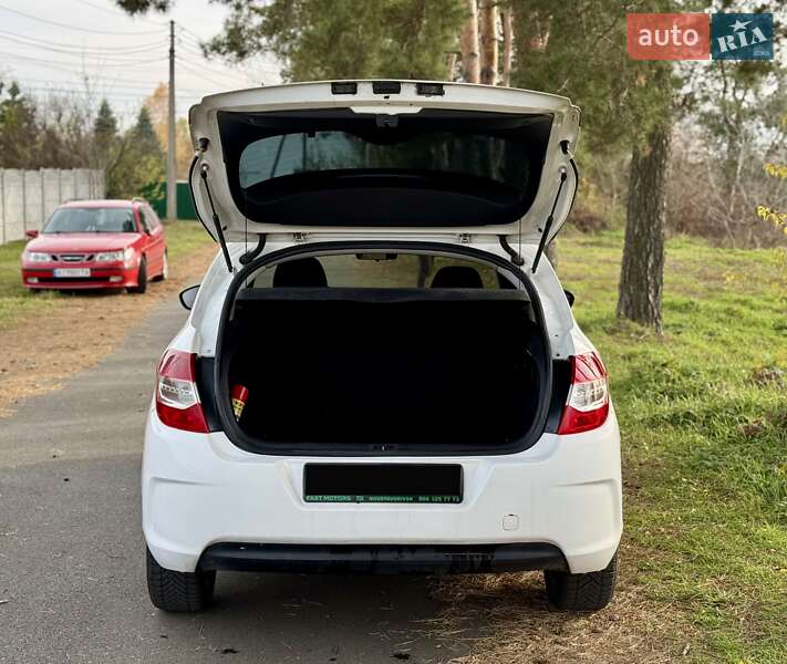 Хетчбек Citroen C4 2013 в Києві фото 8 Хетчбек Citroen C4 2013 в Києві