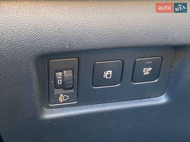 Хетчбек Citroen C4 2011 в Києві фото 25 Хетчбек Citroen C4 2011 в Києві