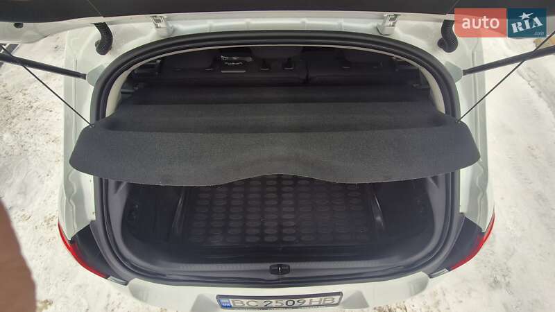 Хэтчбек Citroen C4 2017 в Львове