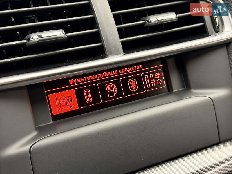 Хэтчбек Citroen C4 2013 в Киеве фото 29 Хэтчбек Citroen C4 2013 в Киеве