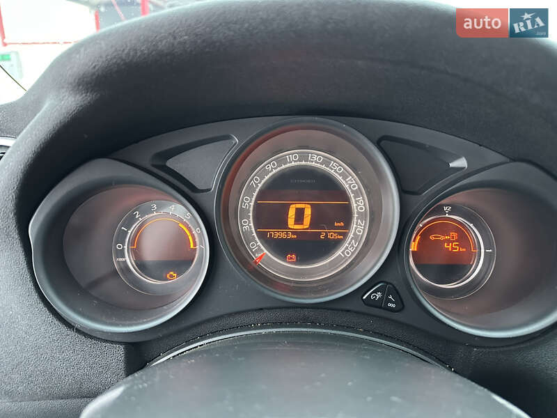 Хэтчбек Citroen C4 2013 в Черновцах фото 9 Хэтчбек Citroen C4 2013 в Черновцах