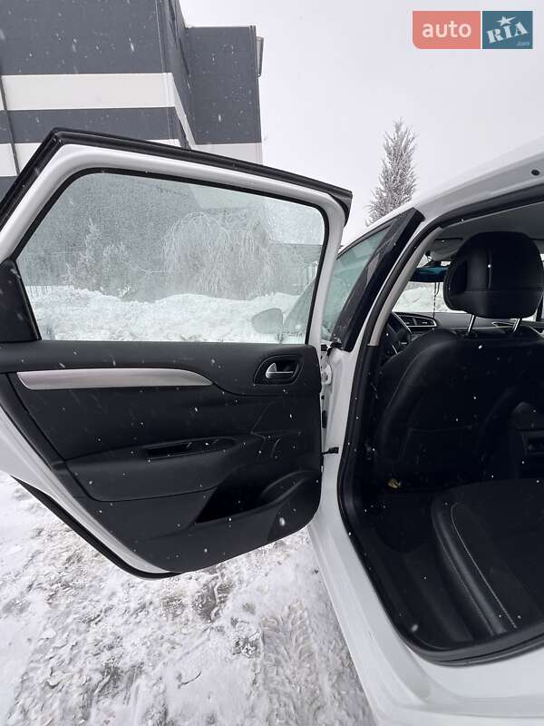 Хэтчбек Citroen C4 2012 в Львове фото 14 Хэтчбек Citroen C4 2012 в Львове