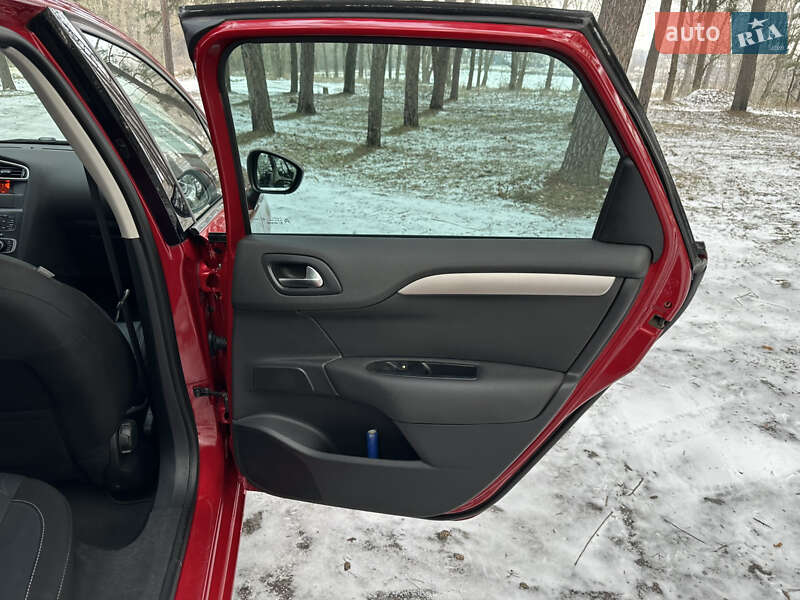 Хэтчбек Citroen C4 2011 в Кропивницком