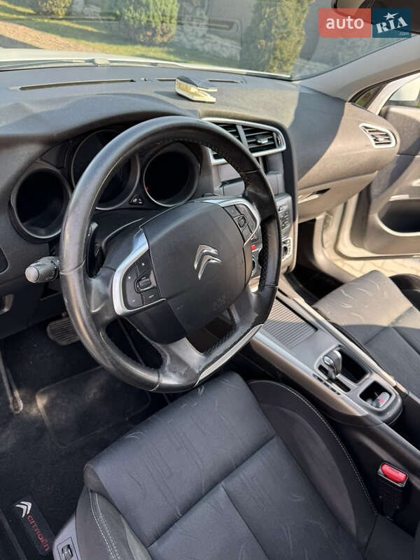 Седан Citroen C4 2013 в Луцке