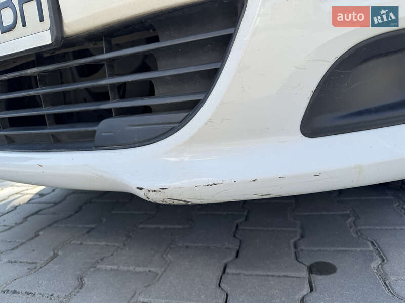 Седан Citroen C4 2013 в Луцке